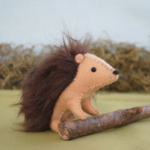 Hedgehog Felt Craft Demo