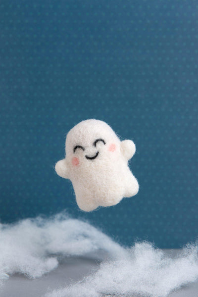 Happy Ghost Needle Felting Kit-Needle Felting-Hawthorn Handmade-Acorns & Twigs