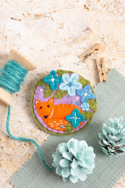 Fox Felt Craft Kit (Brooch)-Felt Craft-Hawthorn Handmade-Acorns & Twigs