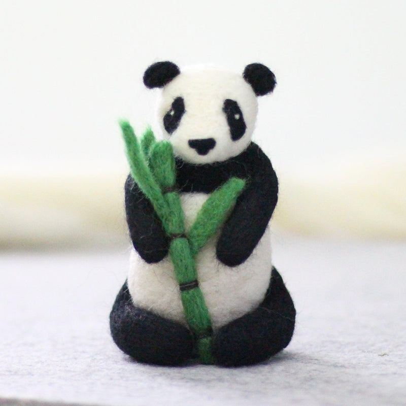 Giant Panda Needle Felting Kit-Needle Felting-Hawthorn Handmade-Acorns & Twigs