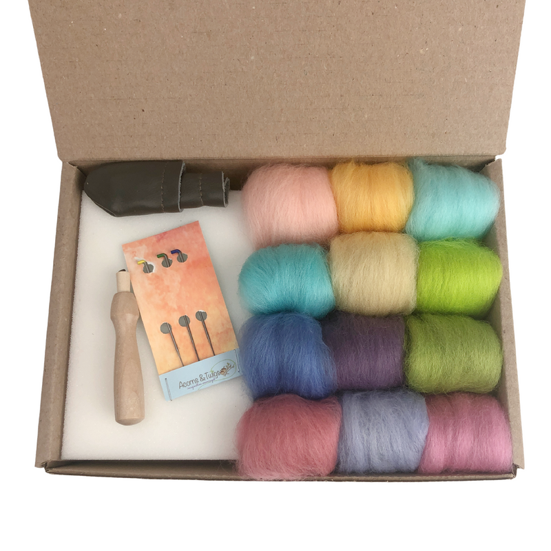 Needle Felting Beginner Kit - Small-Needle Felting-Acorns & Twigs-Acorns & Twigs