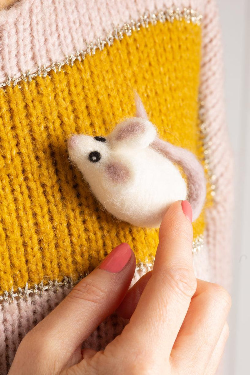 White Mouse Brooch Felting Kit-Needle Felting-Hawthorn Handmade-Acorns & Twigs